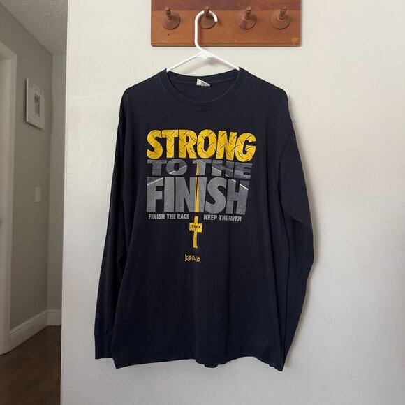 2014 Kerusso Strong To The Finish Jesus Long Sleeve T-shirt Size Large - Picture 1 of 4